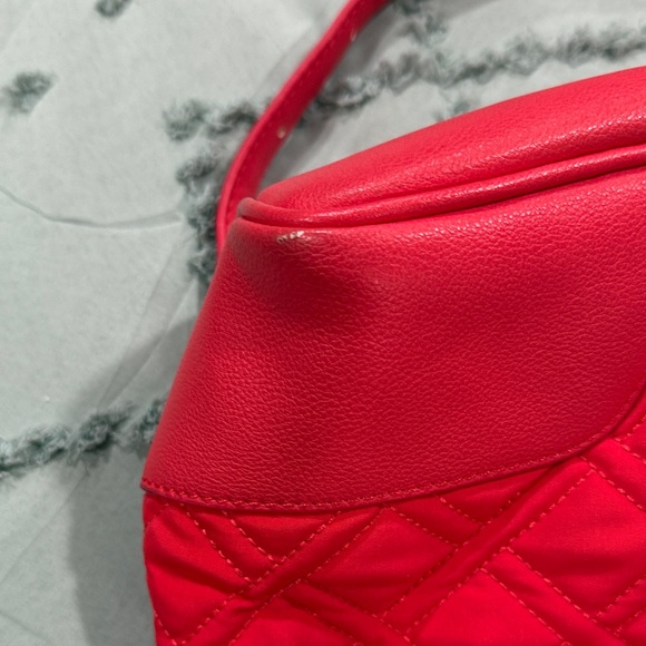 Vera Bradley Vibrant Red Quilted Satchel - Picture 13 of 13